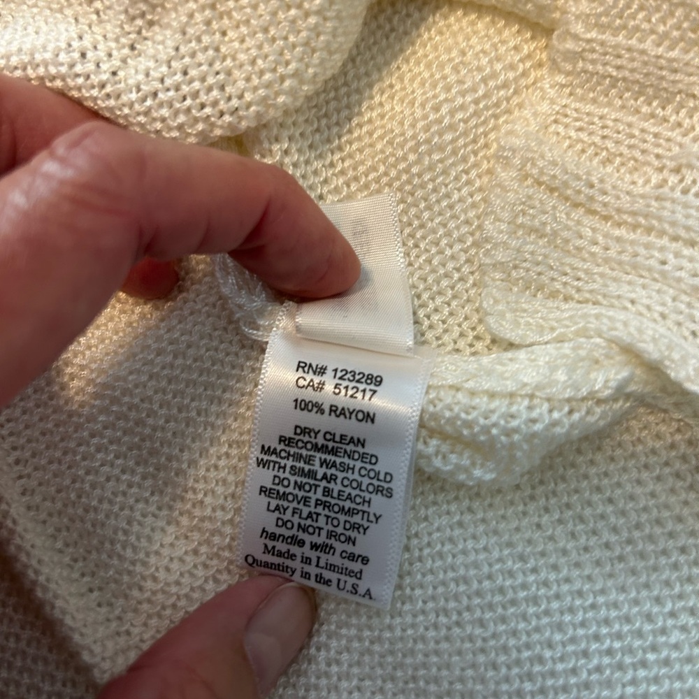 Lauren Moshi sweater, NWOT size L - Picture 8 of 9